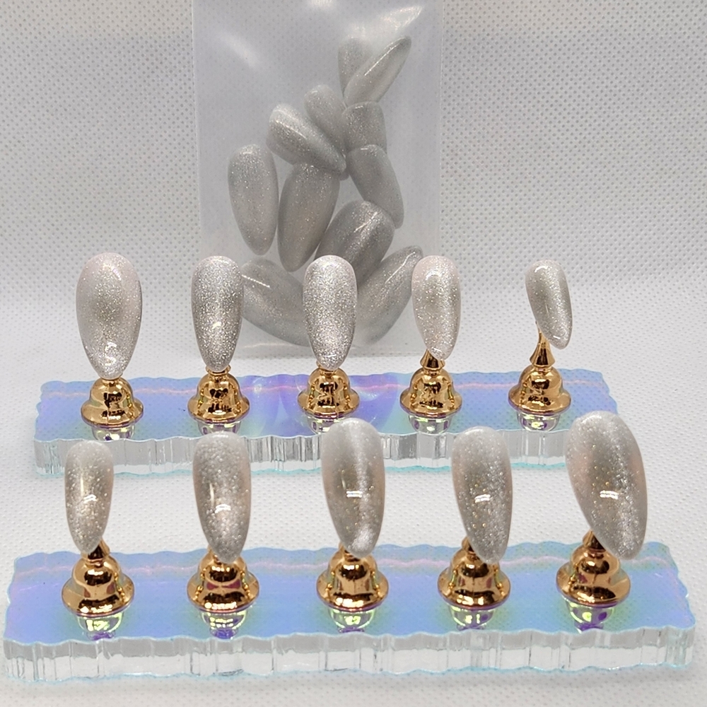 Silver Cat Eye Press-ons
